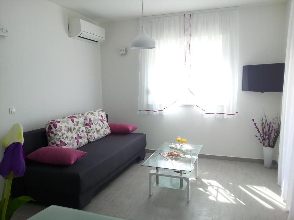 Duje Old Town Apartment